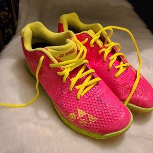 Runner shoes